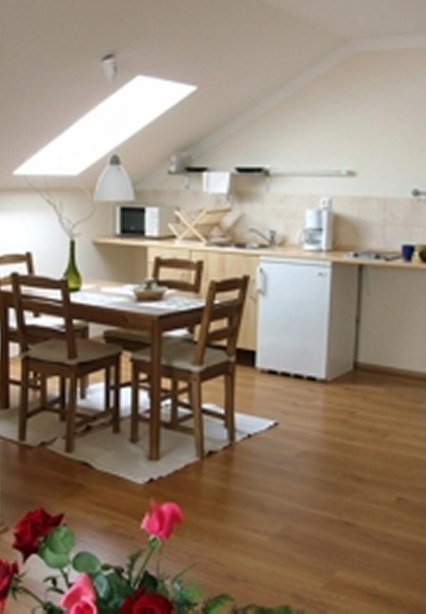 Ilona Apartmanhaz Komárom Εξωτερικό φωτογραφία