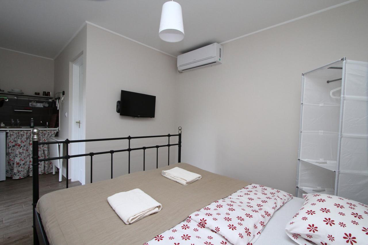 Ilona Apartmanhaz Komárom Εξωτερικό φωτογραφία